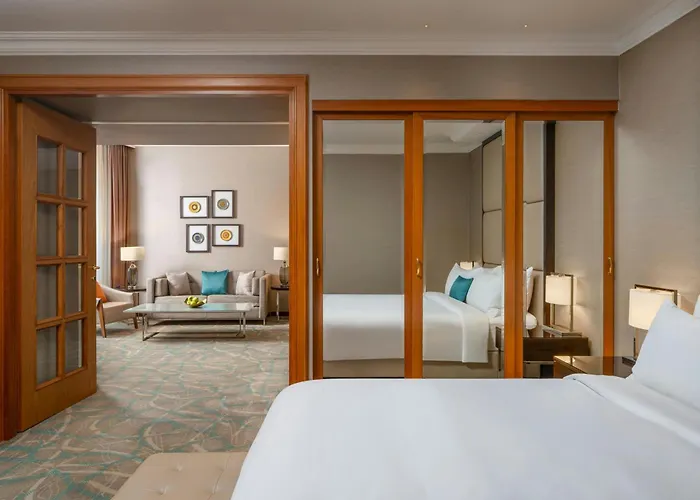 Jw Marriott Grand Hotel 5*