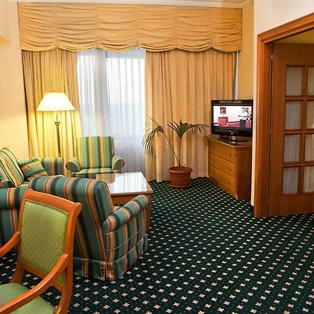 Jw Marriott Grand