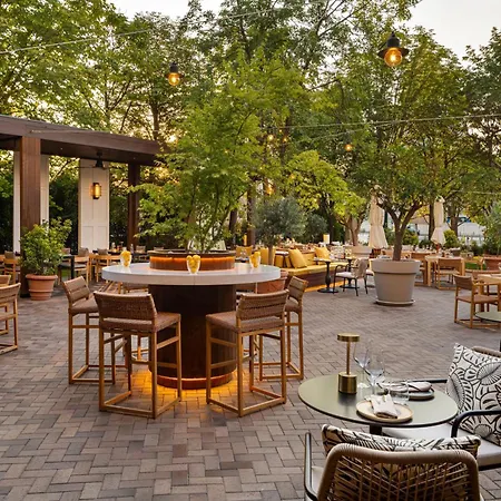 Hotell Jw Marriott Grand Bukarest