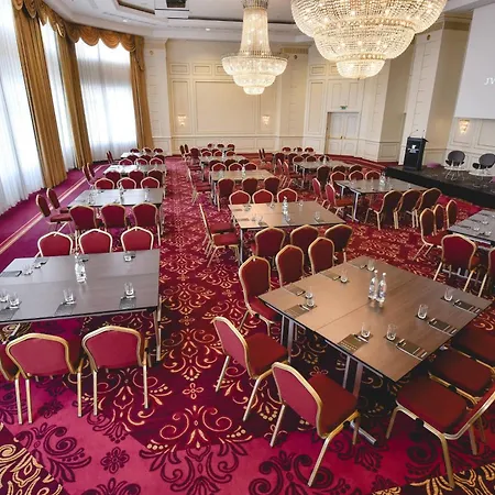 Hotell Jw Marriott Grand Bukarest