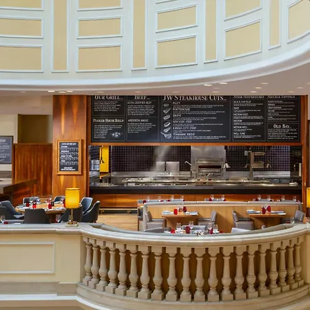 Otel Jw Marriott Grand Bükreş