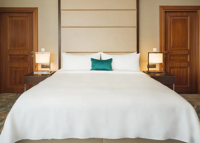 Jw Marriott Grand Hotel 5*