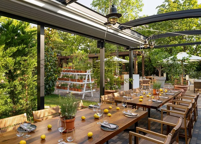 جيه.دابليو ماريوت غراند فندق 5*